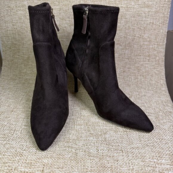 Nine West Cadence suede Heeled ankle boots in Dark Chocolate. Size 8 - Picture 2 of 6